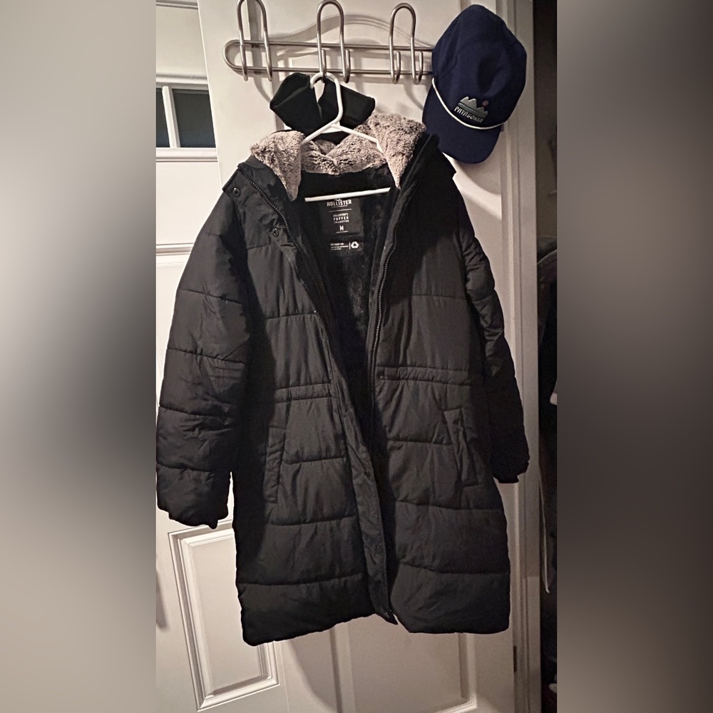 Hollister Black Puffer Coat